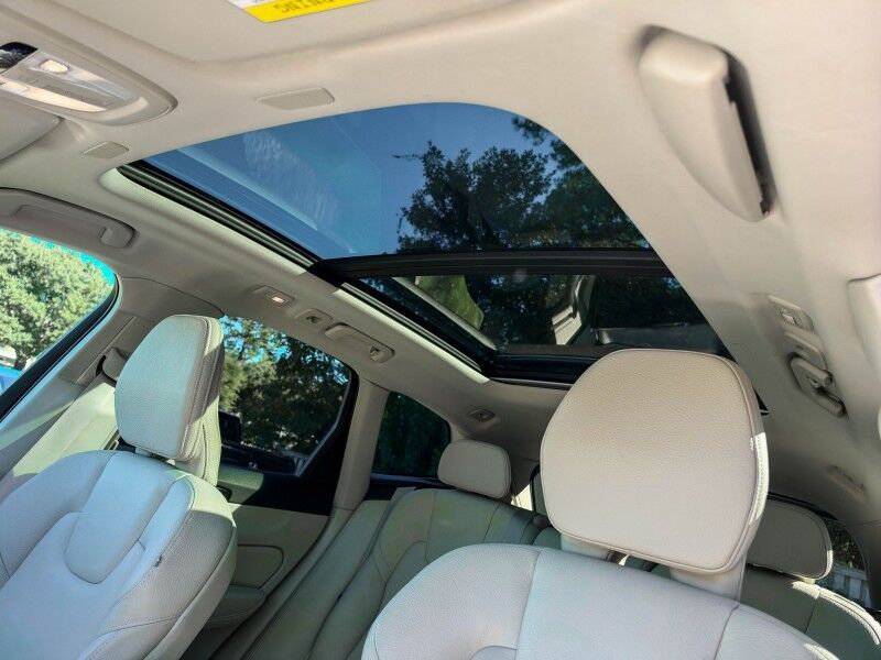 2022 Volvo XC60 Momentum Wilmington NC