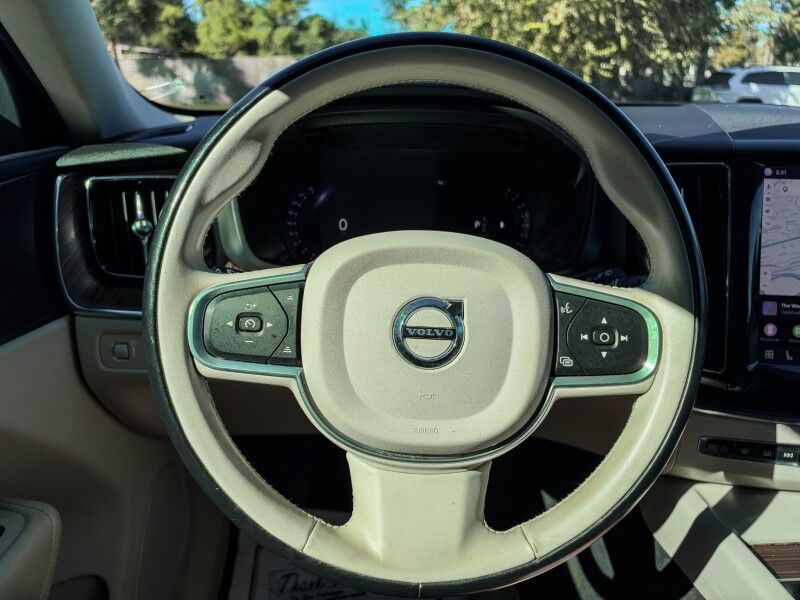 2022 Volvo XC60 Momentum Wilmington NC