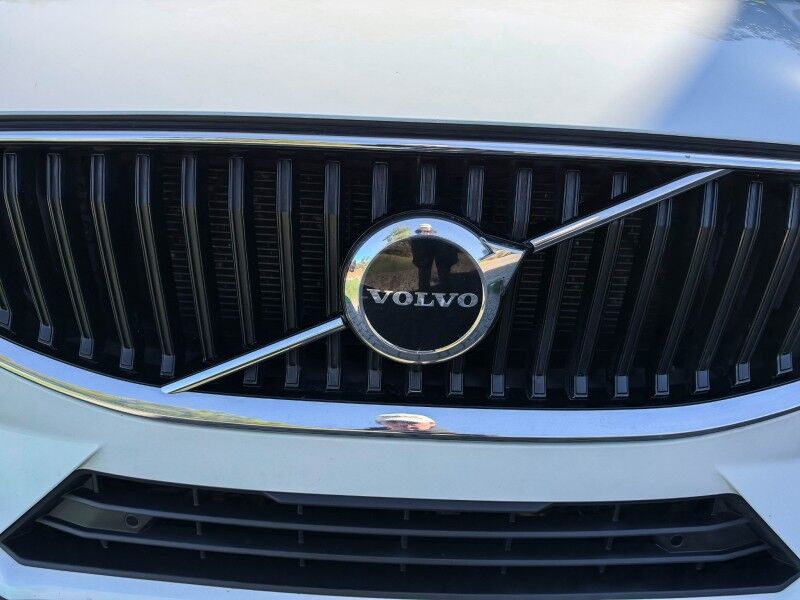 2022 Volvo XC60 Momentum Wilmington NC