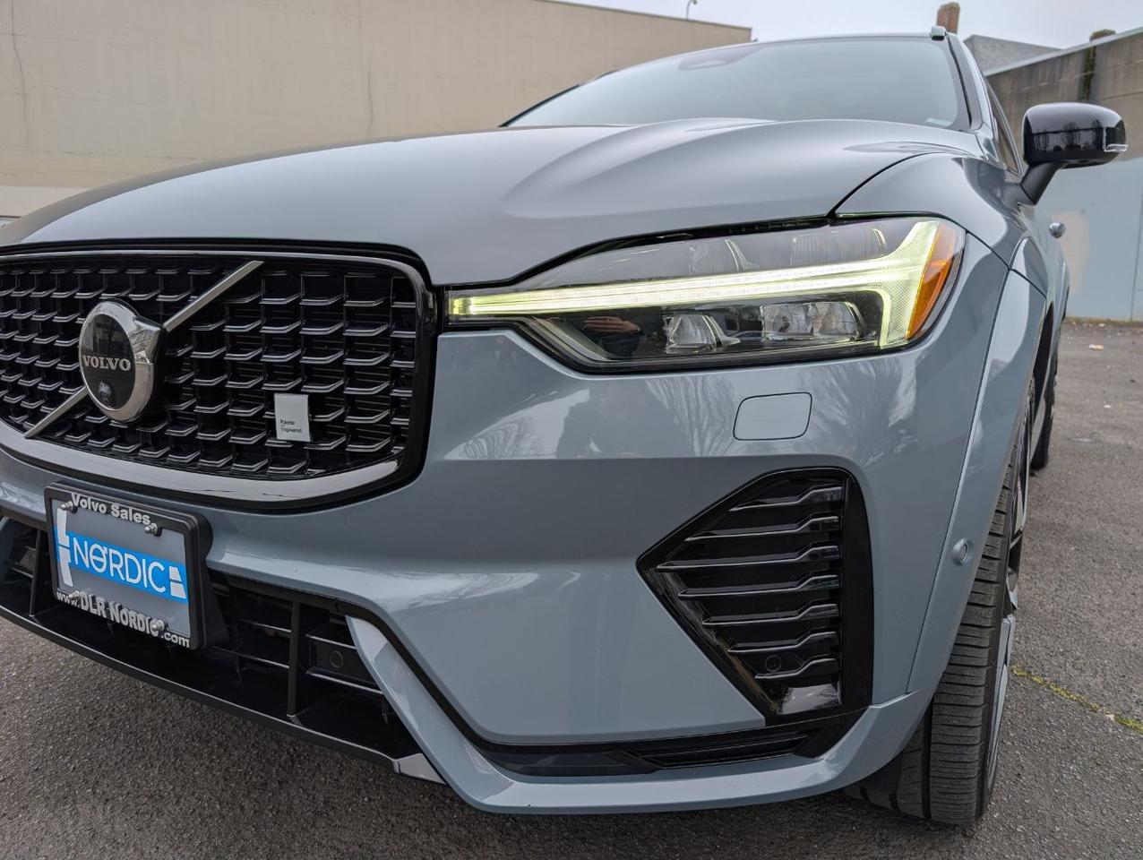 2022 Volvo XC60 Recharge AWD Polestar Engineered | 415hp, Bowers & Wilkins Premium Audio, Pilot Asst, 360° Cam & Heated Seats Portland OR