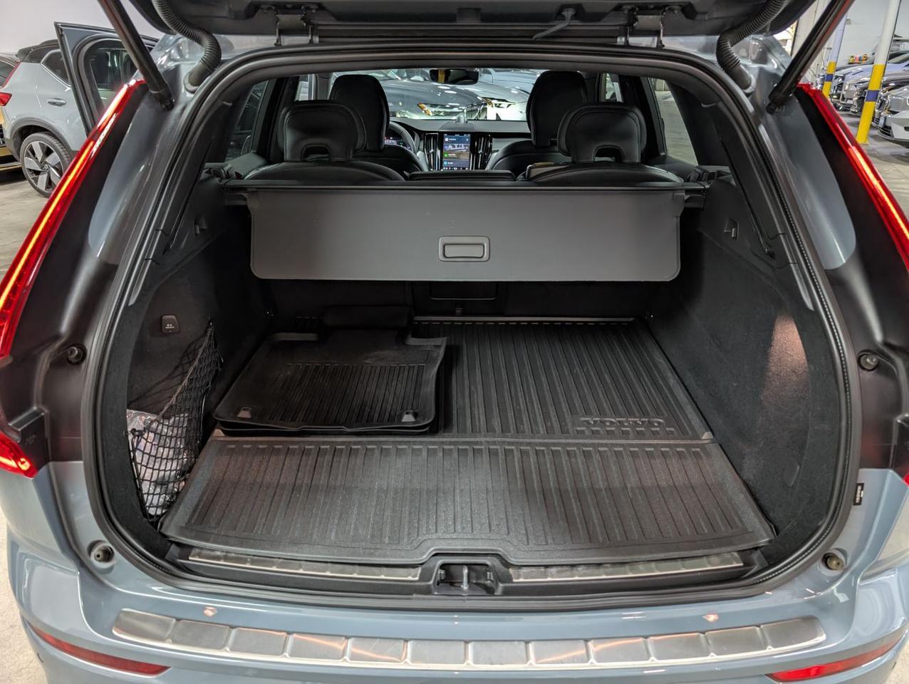 2022 Volvo XC60 Recharge AWD Polestar Engineered | 415hp, Bowers & Wilkins Premium Audio, Pilot Asst, 360° Cam & Heated Seats Portland OR