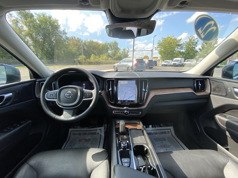 2022 Volvo XC60 Recharge Plug-In Hybrid Inscription Expression Bristol  PA