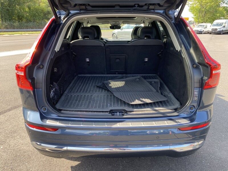 2022 Volvo XC60 Recharge Plug-In Hybrid Inscription Expression Bristol  PA