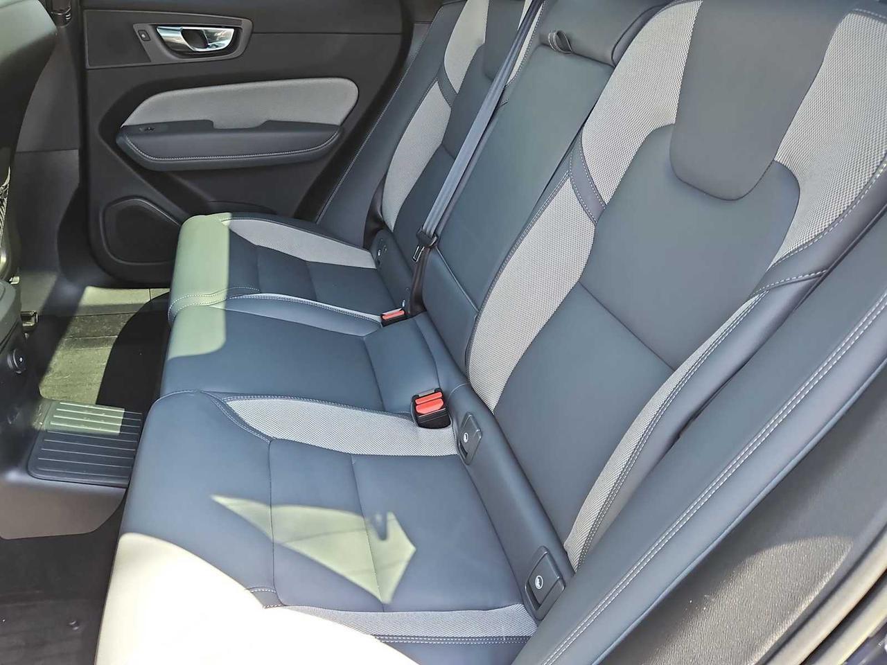 2022 Volvo XC60 Recharge Plug-In Hybrid R-Design Irving TX