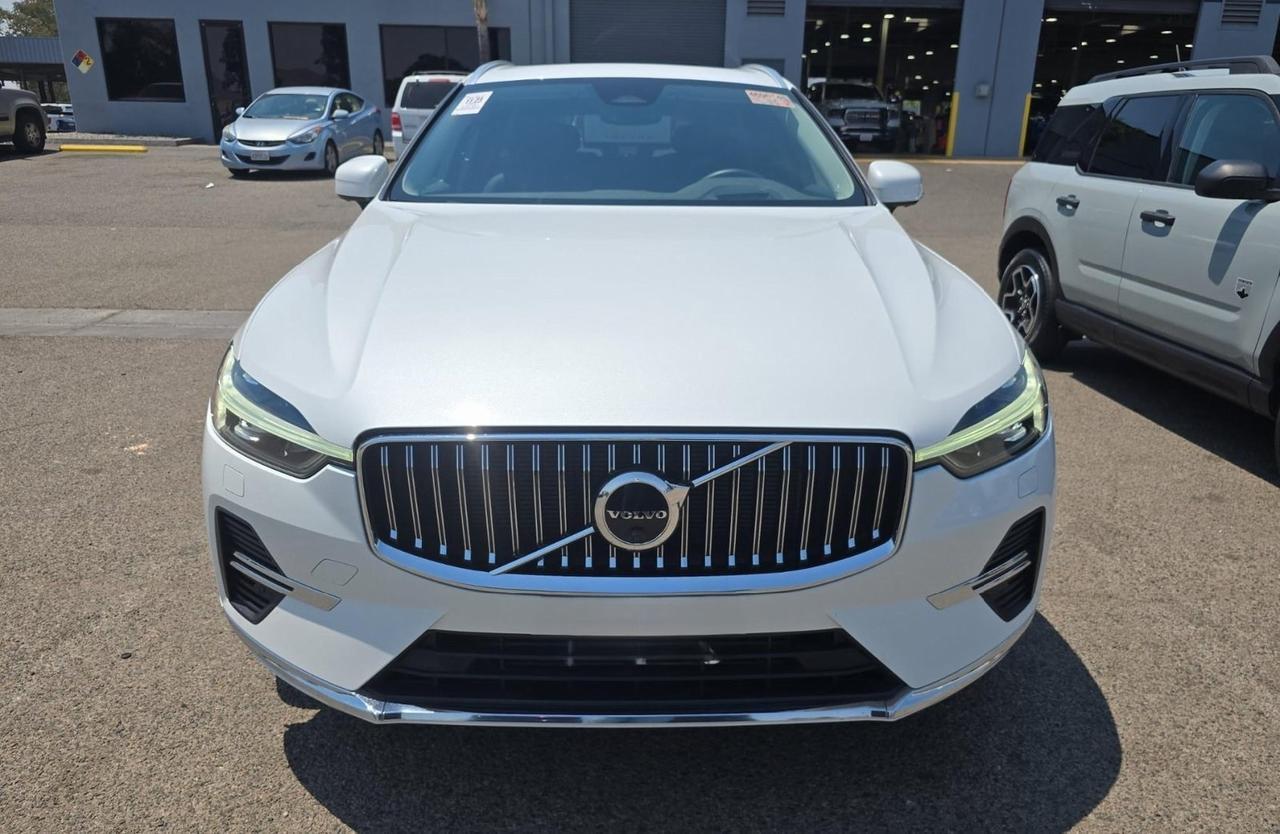 2022 Volvo XC60 Recharge Plug-In Hybrid T8 Inscription Expression Vented Seats PilotAssist Adv Pkg HK sound Portland OR