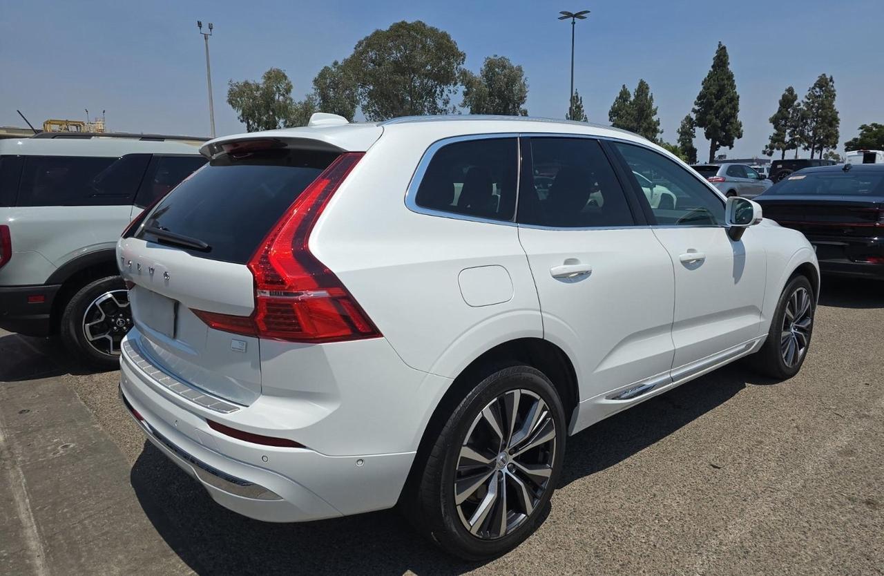 2022 Volvo XC60 Recharge Plug-In Hybrid T8 Inscription Expression Vented Seats PilotAssist Adv Pkg HK sound Portland OR