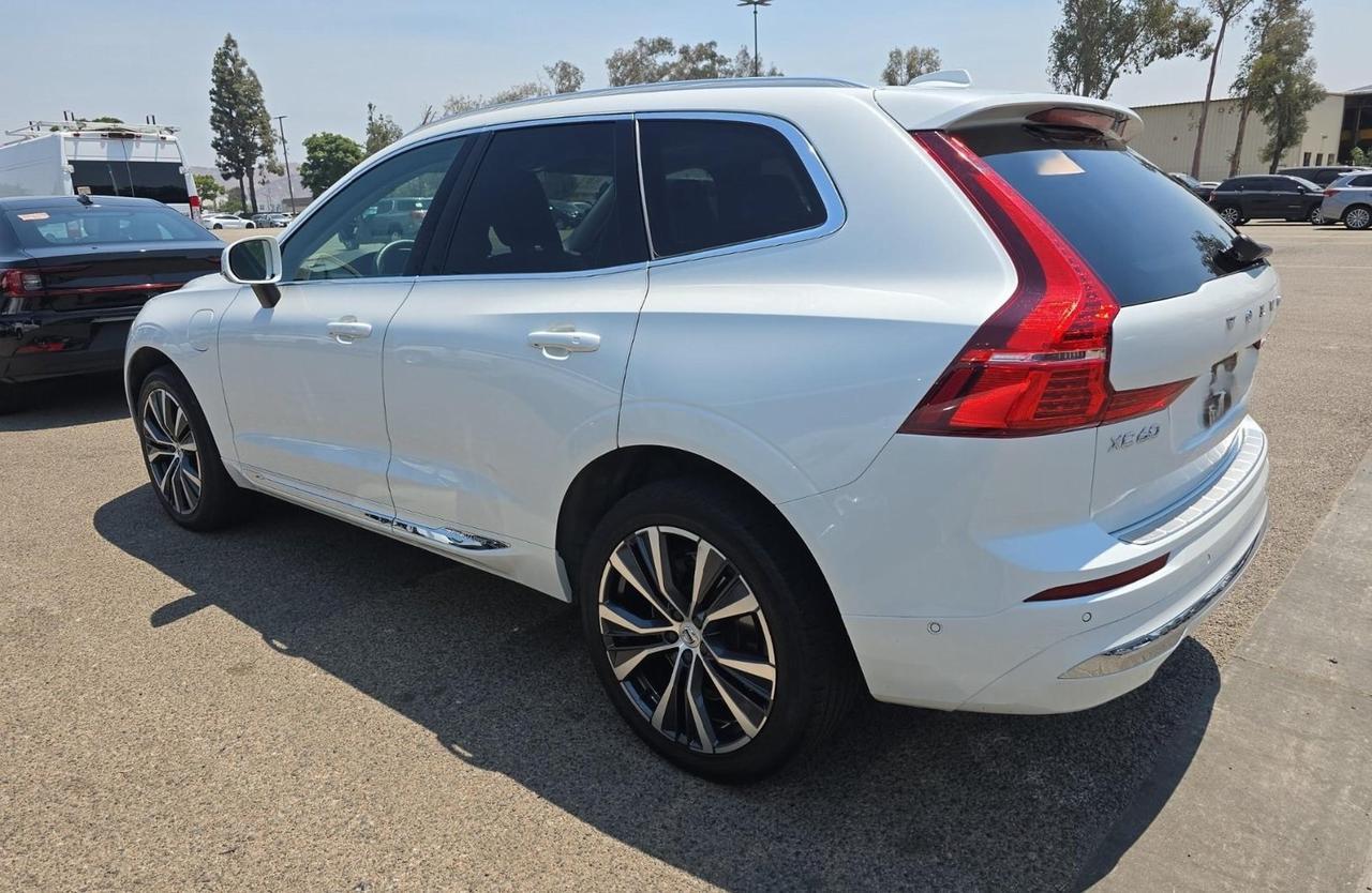 2022 Volvo XC60 Recharge Plug-In Hybrid T8 Inscription Expression Vented Seats PilotAssist Adv Pkg HK sound Portland OR