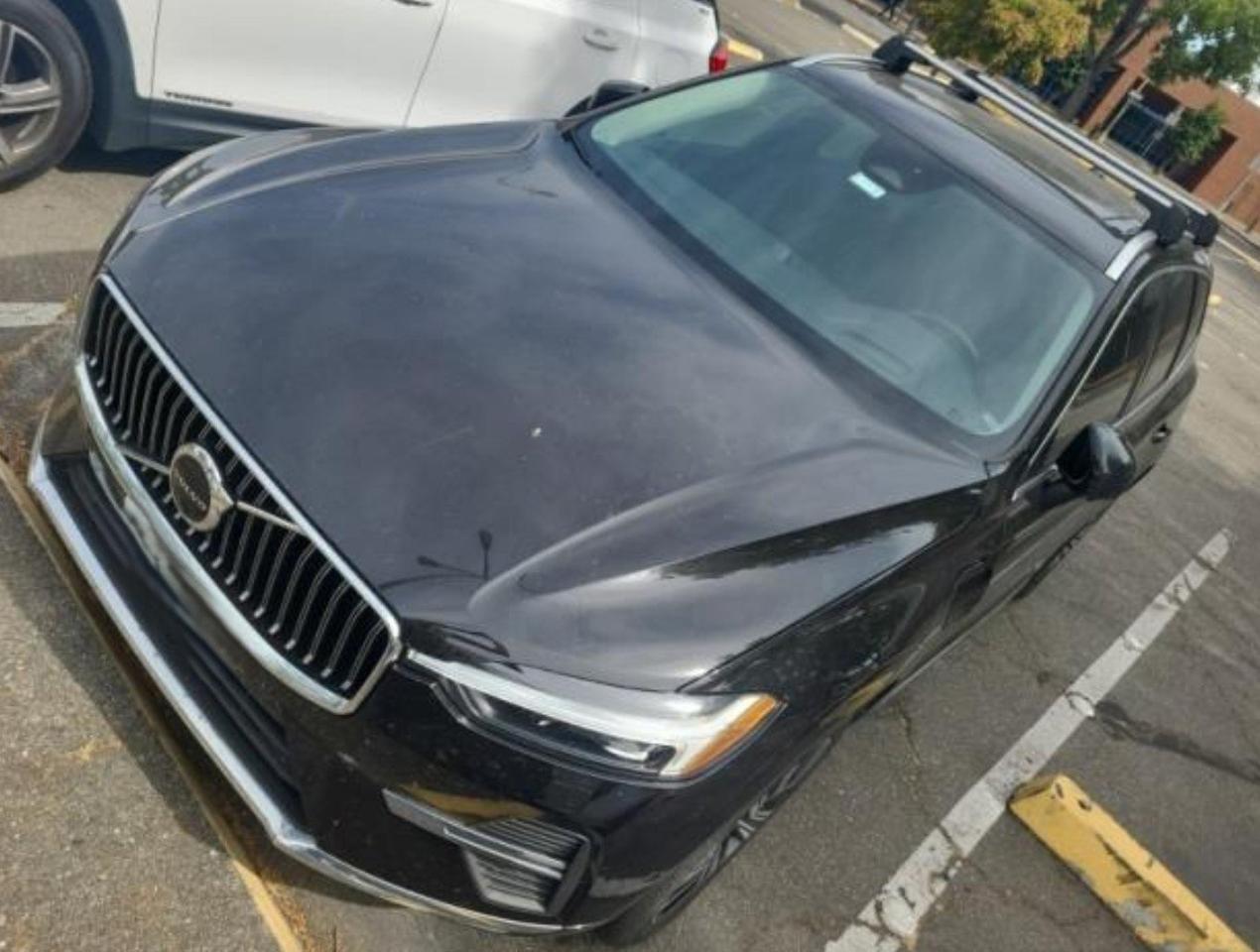 2022 Volvo XC60 Recharge Plug-In Hybrid T8 Inscription Bend OR