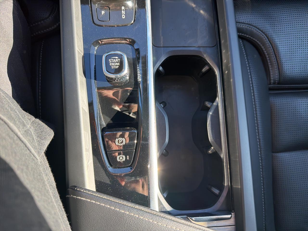 2022 Volvo XC60 Recharge Plug-In Hybrid T8 Inscription Gaithersburg MD