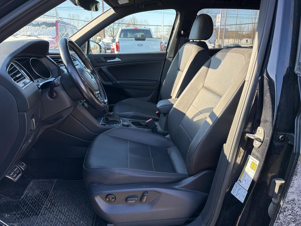 2022 Volvo XC60 Recharge Plug-In Hybrid T8 Inscription Gaithersburg MD