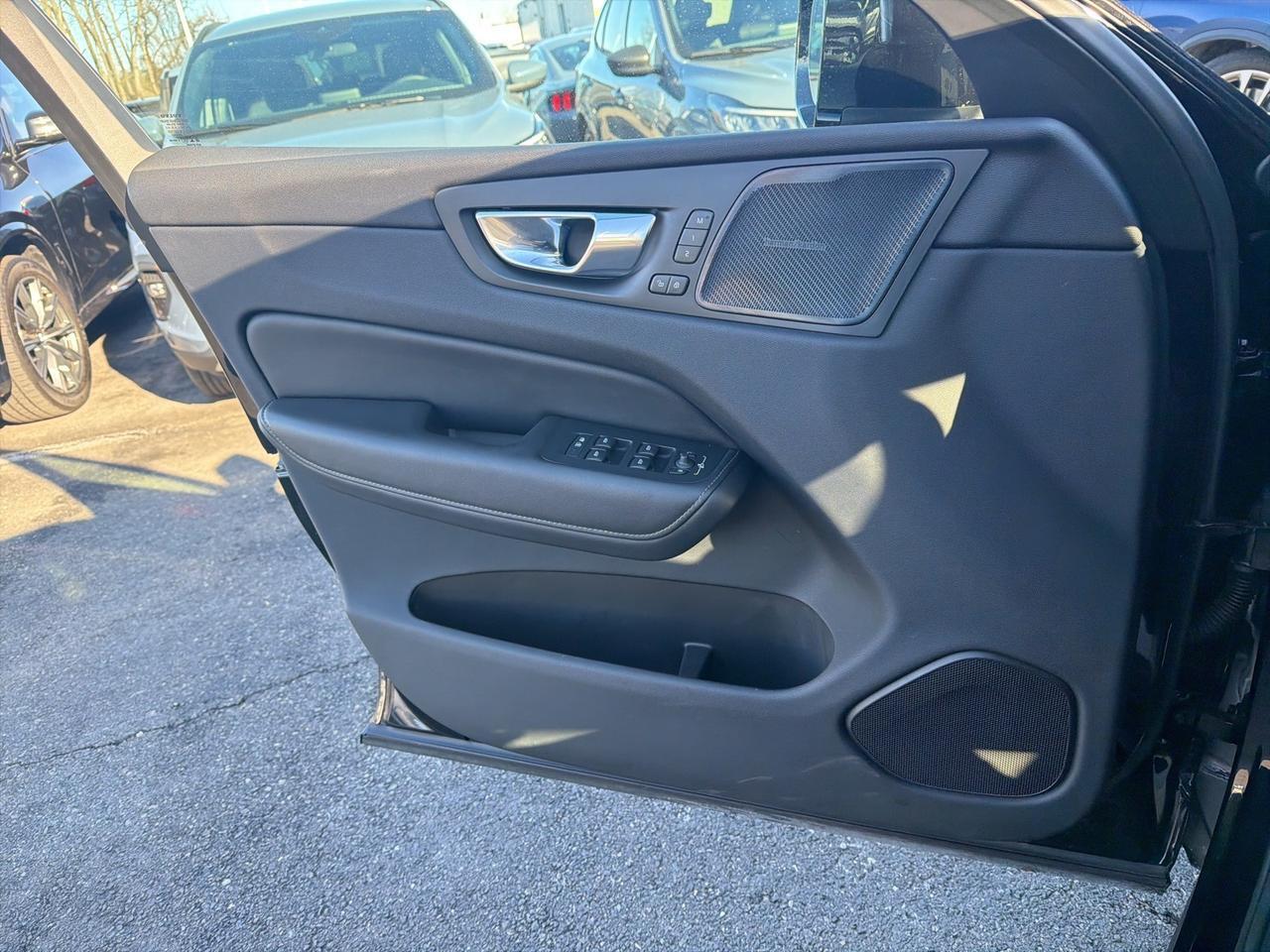 2022 Volvo XC60 Recharge Plug-In Hybrid T8 Inscription Gaithersburg MD