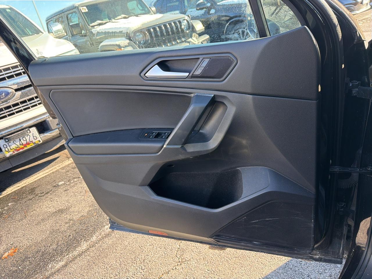 2022 Volvo XC60 Recharge Plug-In Hybrid T8 Inscription Gaithersburg MD