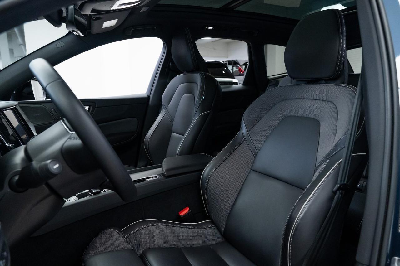 2022 Volvo XC60 Recharge Plug-In Hybrid T8 R-Design 1 Owner Polestar Optimization Advanced Package Portland OR