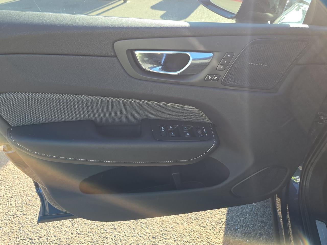 2022 Volvo XC60 Recharge Plug-In Hybrid T8 R-Design Polestar Optimization Head-Up Display Portland OR