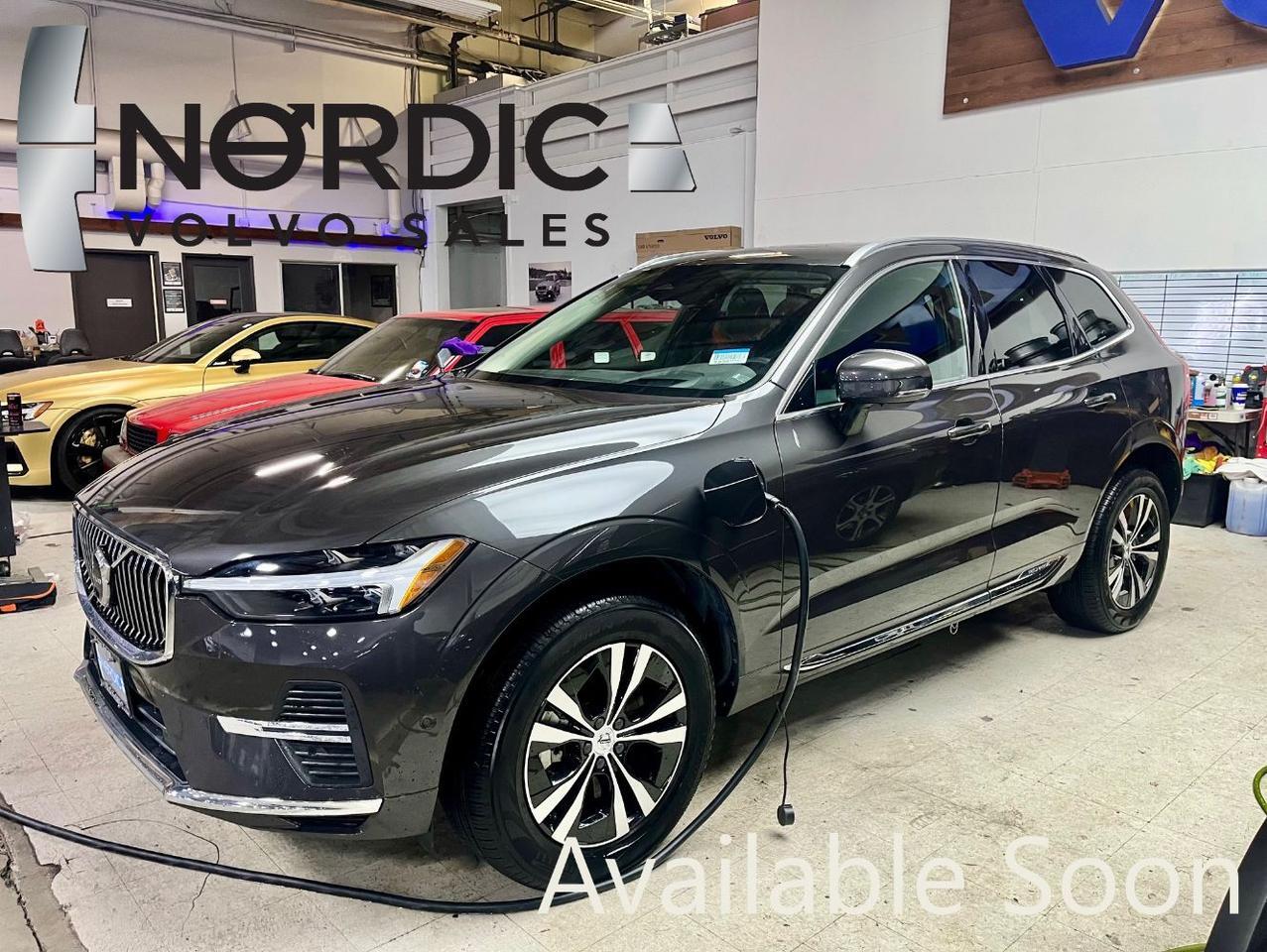 2022 Volvo XC60 Recharge T8 AWD Ext Range Inscription Exp w/Harman Kardon, Pilot Assist, Head Up Disp & Heated Leather