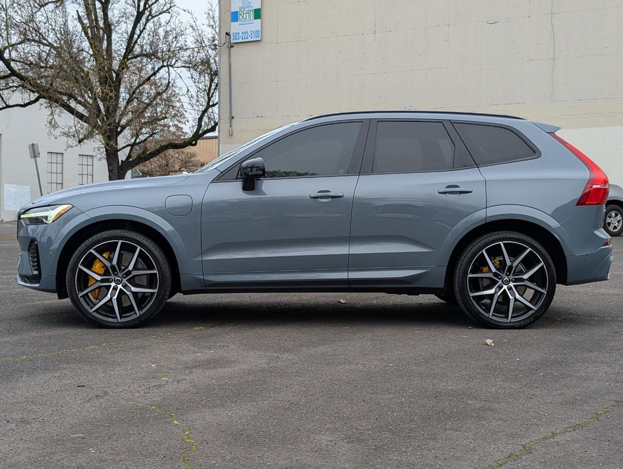 2022 Volvo XC60 Recharge T8 AWD Polestar Engineered w/Bowers & Wilkins, Pilot Assist, 360 Cam, 4 Heated Seats & Wheel Portland OR