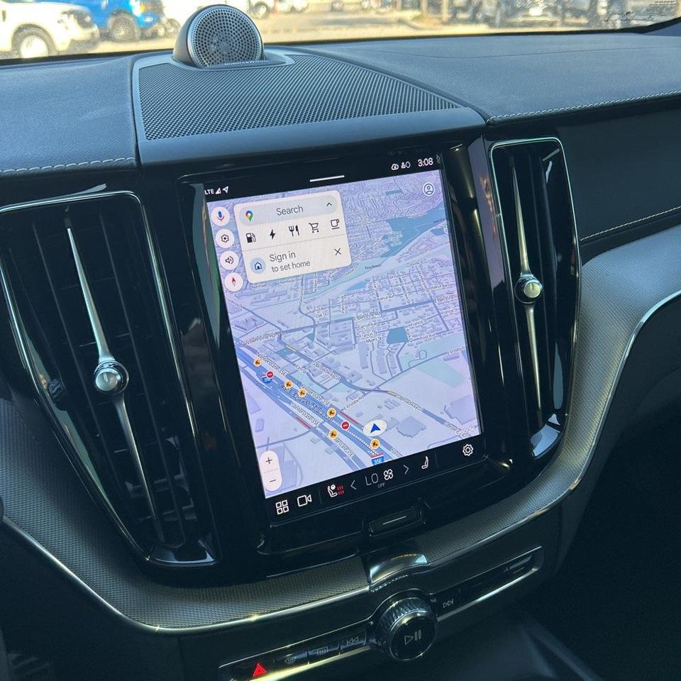 2022 Volvo XC60 Recharge T8 AWD Polestar Engineered w/Bowers &amp; Wilkins, Pilot Assist, 360 Cam, 4 Portland OR