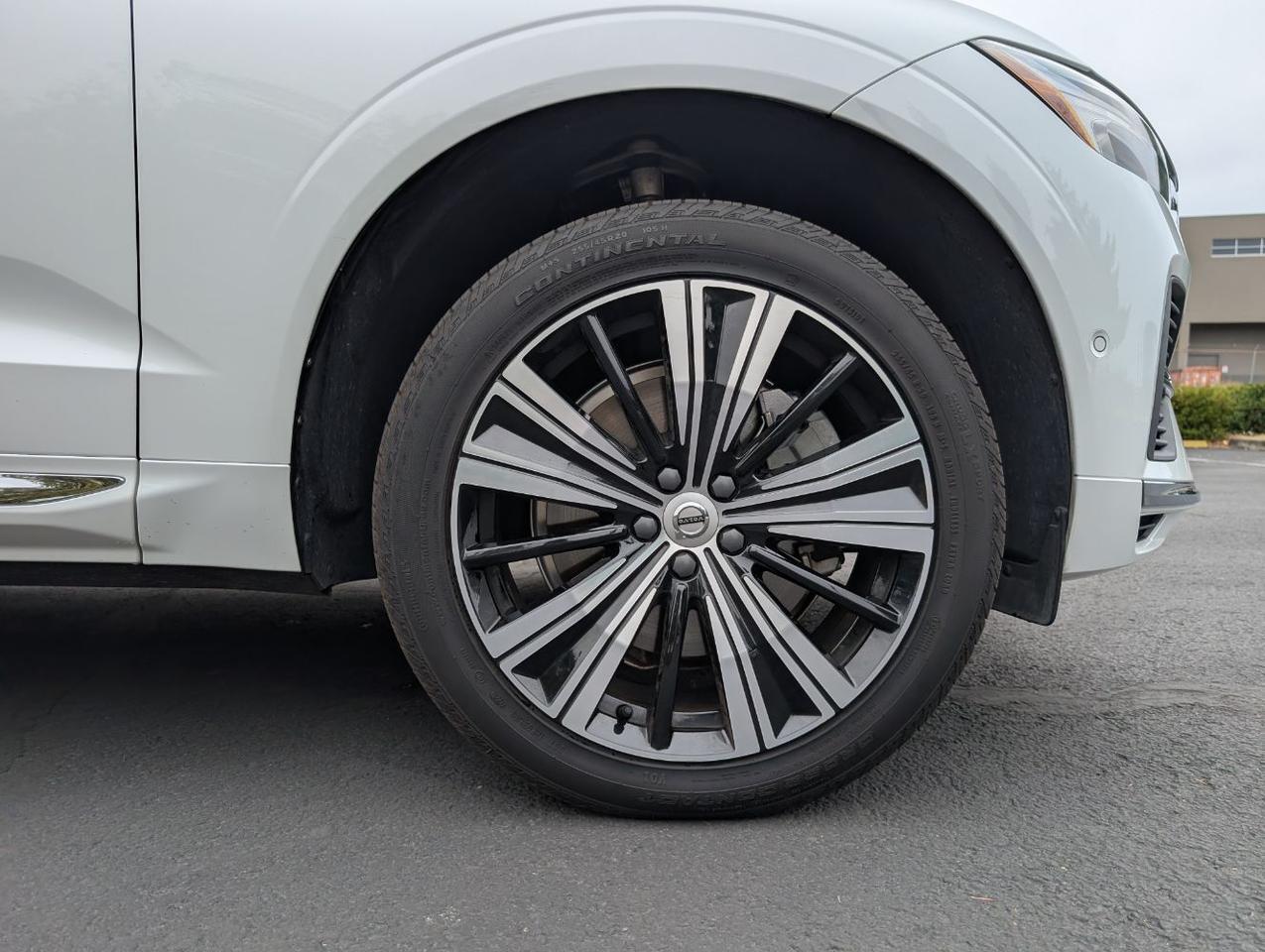 2022 Volvo XC60 Recharge T8 PHEV Hybrid Inscription | 455hp, HK Premium Audio, Pilot Assist * Portland OR