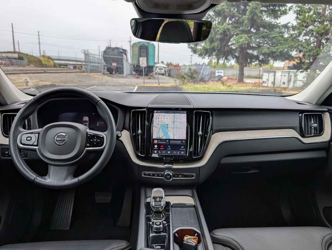 2022 Volvo XC60 Recharge T8 PHEV Hybrid Inscription | 455hp, HK Premium Audio, Pilot Assist * Portland OR