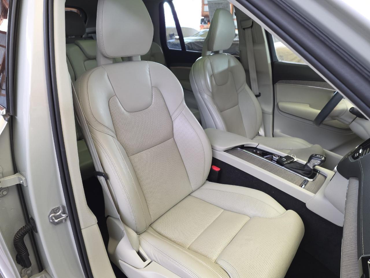 2022 Volvo XC90 Inscription Sand Lake NY