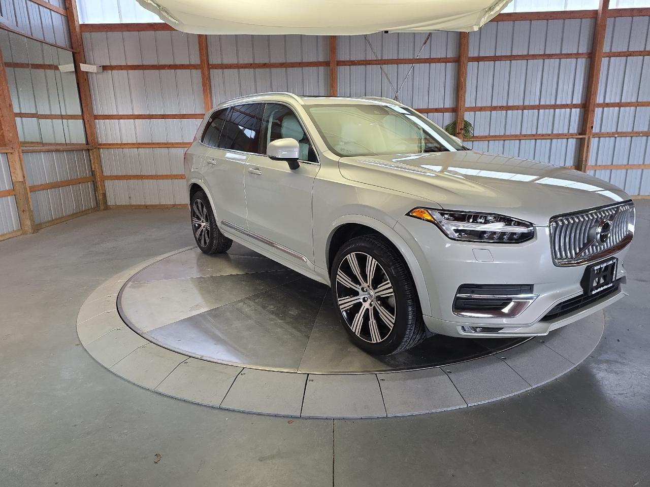 2022 Volvo XC90 Inscription Sand Lake NY