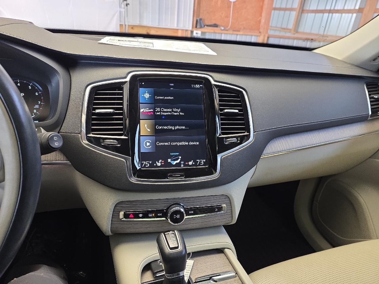 2022 Volvo XC90 Inscription Sand Lake NY