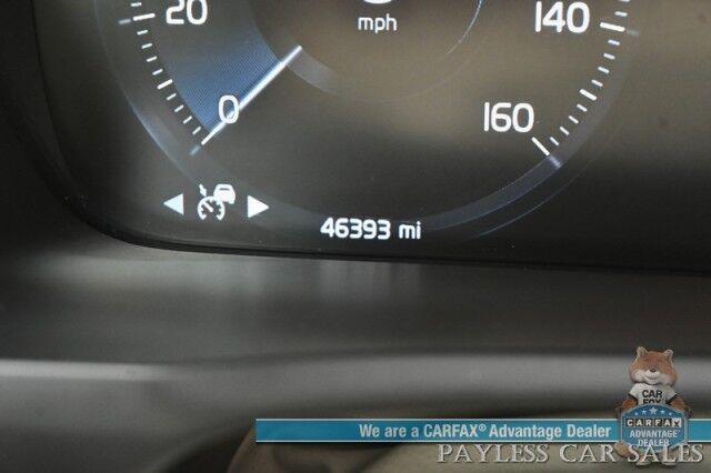 2022 Volvo XC90 Momentum / AWD / Climate Pkg / Front & Rear Heated Leather Seats / Heated Steering Wheel / Panoramic Sunroof / Navigation / Lane Departure & Blind Spot Alert / Apple CarPlay & Android Auto / 3rd Row / Seats 7 / 27 MPG Anchorage AK
