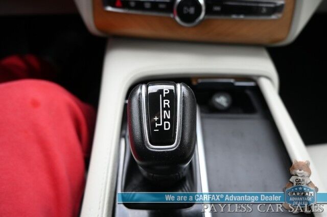 2022 Volvo XC90 Momentum / AWD / Climate Pkg / Front & Rear Heated Leather Seats / Heated Steering Wheel / Panoramic Sunroof / Navigation / Lane Departure & Blind Spot Alert / Apple CarPlay & Android Auto / 3rd Row / Seats 7 / 27 MPG Anchorage AK
