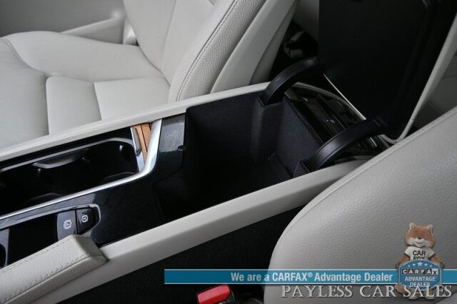 2022 Volvo XC90 Momentum / AWD / Climate Pkg / Front & Rear Heated Leather Seats / Heated Steering Wheel / Panoramic Sunroof / Navigation / Lane Departure & Blind Spot Alert / Apple CarPlay & Android Auto / 3rd Row / Seats 7 / 27 MPG Anchorage AK