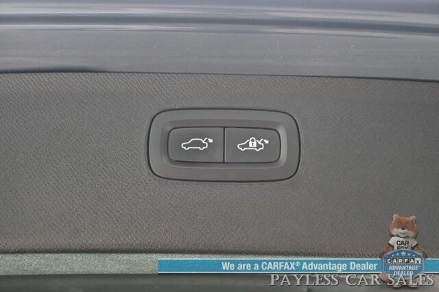 2022 Volvo XC90 Momentum / AWD / Climate Pkg / Front & Rear Heated Leather Seats / Heated Steering Wheel / Panoramic Sunroof / Navigation / Lane Departure & Blind Spot Alert / Apple CarPlay & Android Auto / 3rd Row / Seats 7 / 27 MPG Anchorage AK