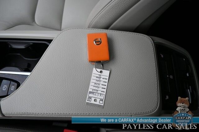 2022 Volvo XC90 Momentum / AWD / Climate Pkg / Front & Rear Heated Leather Seats / Heated Steering Wheel / Panoramic Sunroof / Navigation / Lane Departure & Blind Spot Alert / Apple CarPlay & Android Auto / 3rd Row / Seats 7 / 27 MPG Anchorage AK