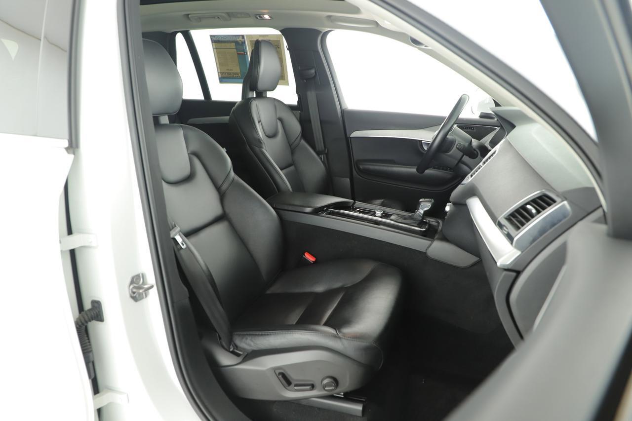 2022 Volvo XC90 Momentum New Braunfels TX