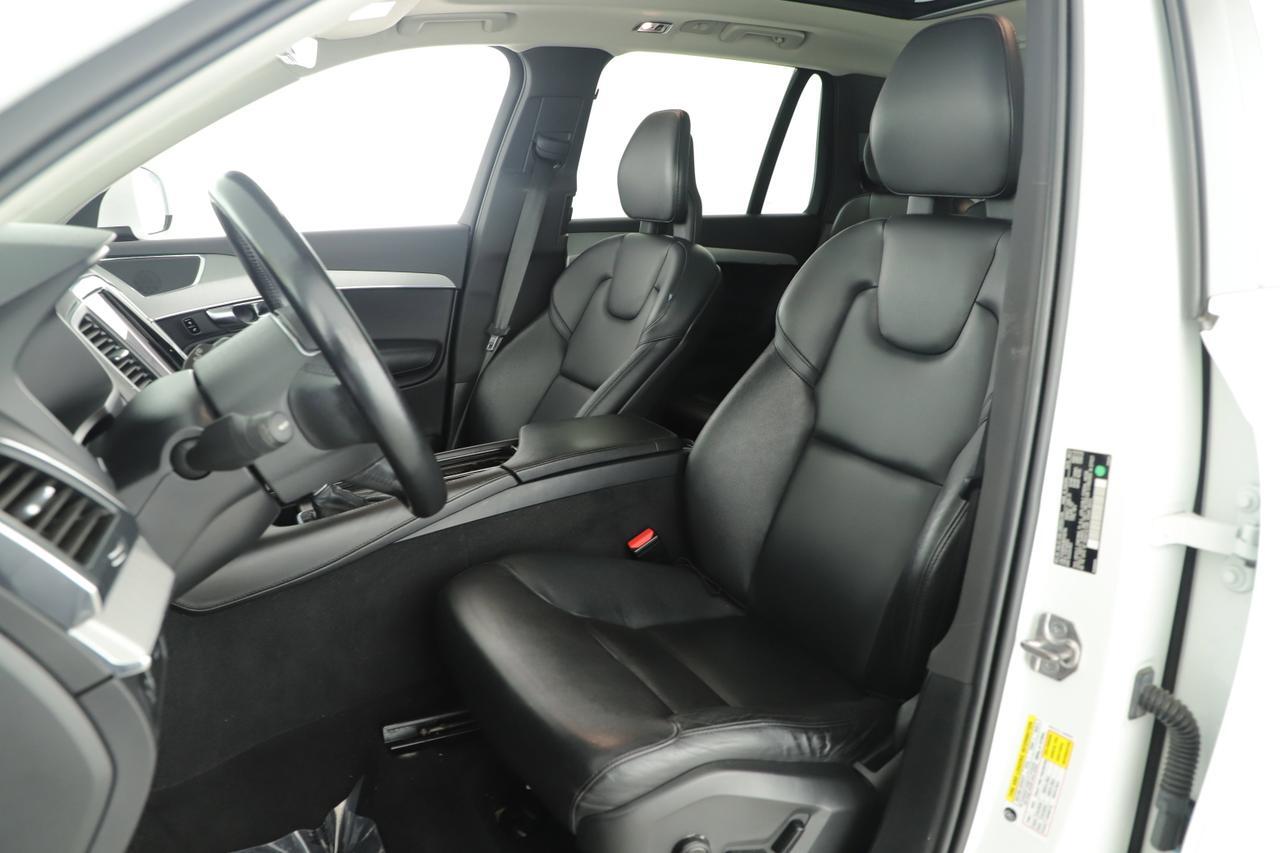 2022 Volvo XC90 Momentum New Braunfels TX