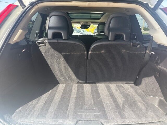 2022 Volvo XC90 Momentum Springfield IL