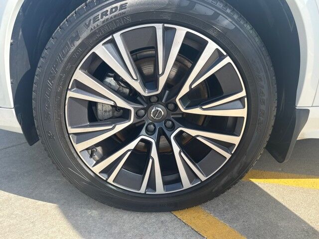 2022 Volvo XC90 Momentum Springfield IL