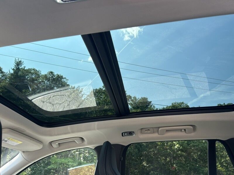 2022 Volvo XC90 Momentum Webster MA