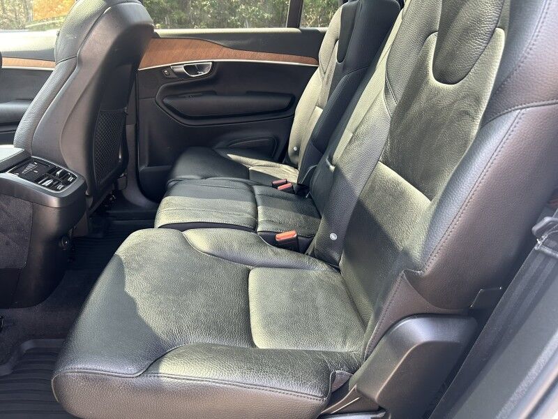 2022 Volvo XC90 Momentum Webster MA