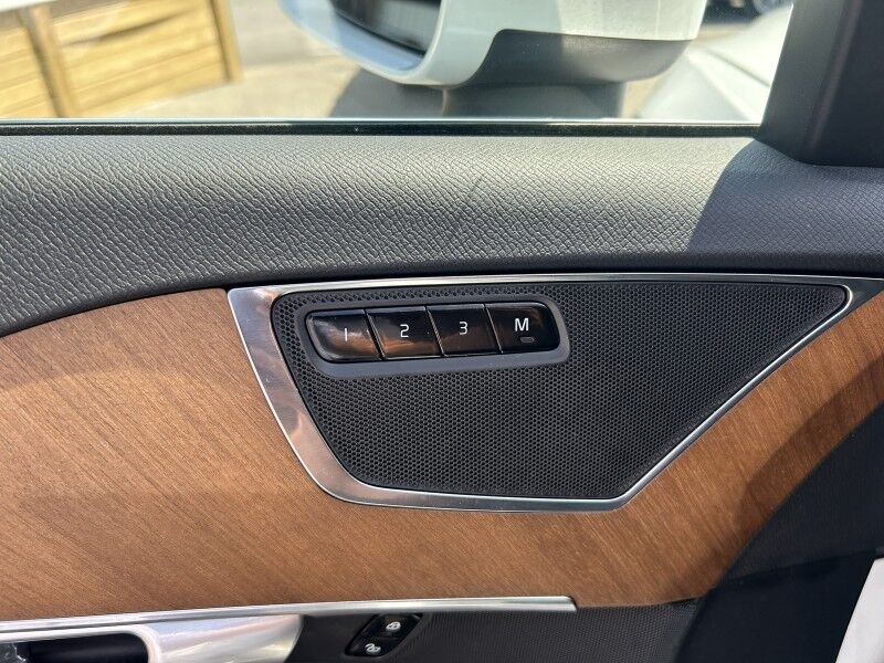 2022 Volvo XC90 Momentum Webster MA