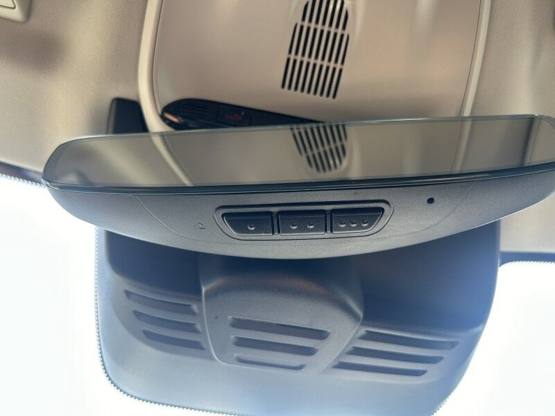 2022 Volvo XC90 Momentum Webster MA