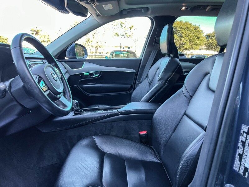 2022 Volvo XC90 Momentum Wilmington NC