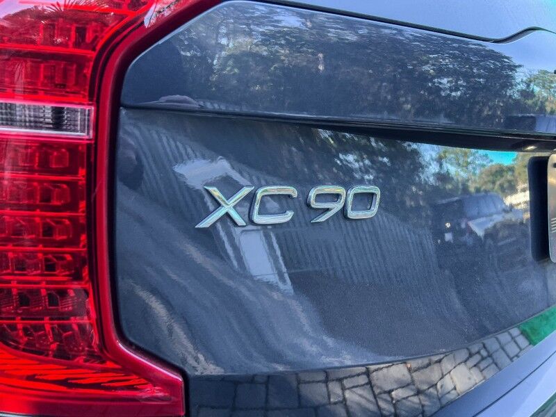 2022 Volvo XC90 Momentum Wilmington NC