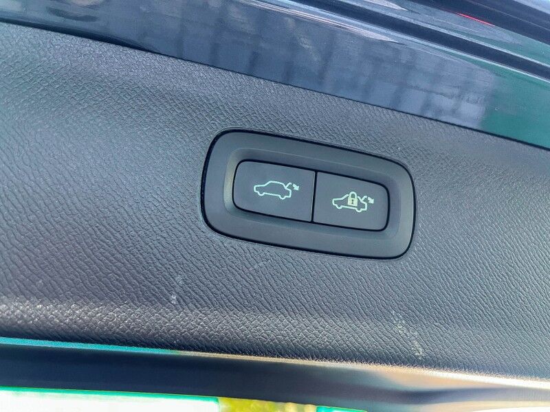 2022 Volvo XC90 Momentum Wilmington NC