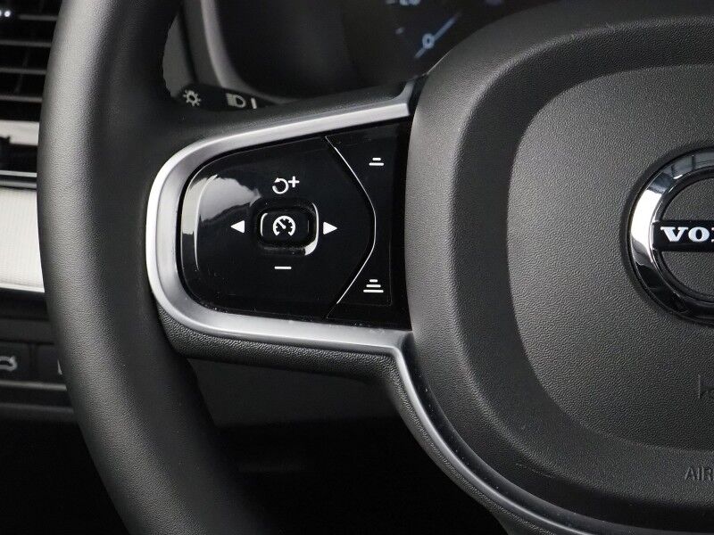 2022 Volvo XC90 Recharge Plug-In Hybrid AWD R-Design *HEADS-UP DISPLAY, NAVIGATION, ADAPTIVE CRUISE, SAFETY ALERTS, 360 CAMERAS, PANO MOONROOF, NAPPA LEATHER, HEATED SEATS/STEERING, 22 INCH WHEELS, BOWERS & WILKINS Round Rock TX