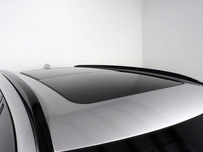 2022 Volvo XC90 Recharge Plug-In Hybrid AWD R-Design *HEADS-UP DISPLAY, NAVIGATION, ADAPTIVE CRUISE, SAFETY ALERTS, 360 CAMERAS, PANO MOONROOF, NAPPA LEATHER, HEATED SEATS/STEERING, 22 INCH WHEELS, BOWERS & WILKINS Round Rock TX