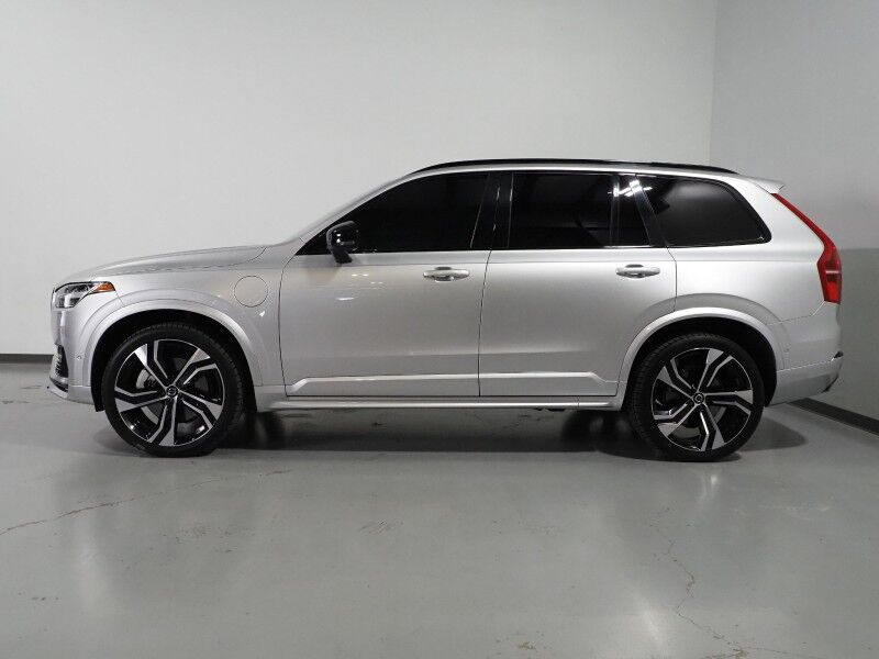 2022 Volvo XC90 Recharge Plug-In Hybrid AWD R-Design *HEADS-UP DISPLAY, NAVIGATION, ADAPTIVE CRUISE, SAFETY ALERTS, 360 CAMERAS, PANO MOONROOF, NAPPA LEATHER, HEATED SEATS/STEERING, 22 INCH WHEELS, BOWERS & WILKINS Round Rock TX