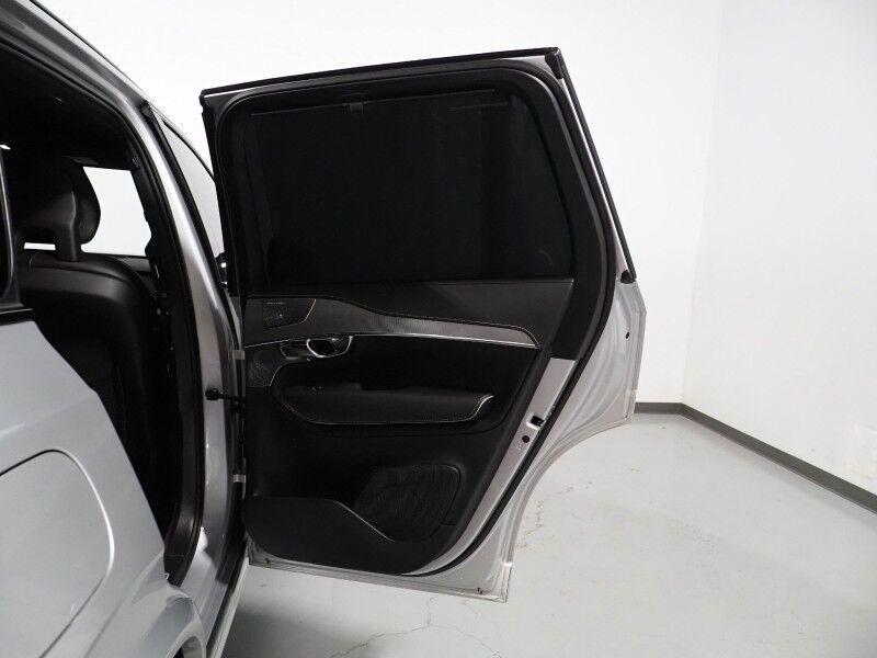 2022 Volvo XC90 Recharge Plug-In Hybrid AWD R-Design *HEADS-UP DISPLAY, NAVIGATION, ADAPTIVE CRUISE, SAFETY ALERTS, 360 CAMERAS, PANO MOONROOF, NAPPA LEATHER, HEATED SEATS/STEERING, 22 INCH WHEELS, BOWERS & WILKINS Round Rock TX