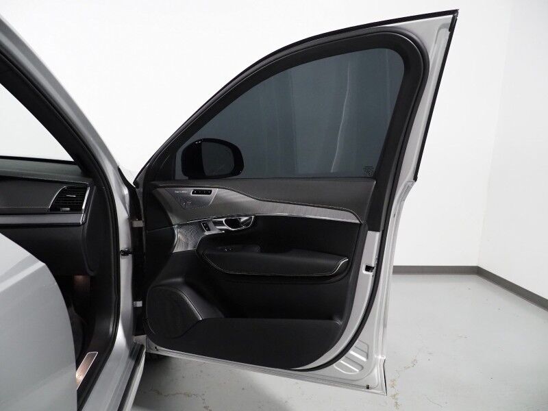 2022 Volvo XC90 Recharge Plug-In Hybrid AWD R-Design *HEADS-UP DISPLAY, NAVIGATION, ADAPTIVE CRUISE, SAFETY ALERTS, 360 CAMERAS, PANO MOONROOF, NAPPA LEATHER, HEATED SEATS/STEERING, 22 INCH WHEELS, BOWERS & WILKINS Round Rock TX