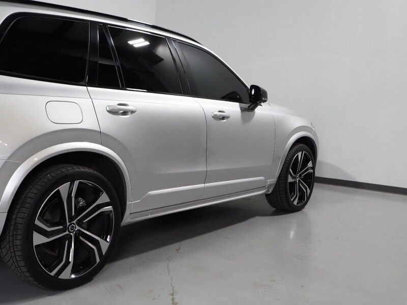 2022 Volvo XC90 Recharge Plug-In Hybrid AWD R-Design *HEADS-UP DISPLAY, NAVIGATION, ADAPTIVE CRUISE, SAFETY ALERTS, 360 CAMERAS, PANO MOONROOF, NAPPA LEATHER, HEATED SEATS/STEERING, 22 INCH WHEELS, BOWERS & WILKINS Round Rock TX
