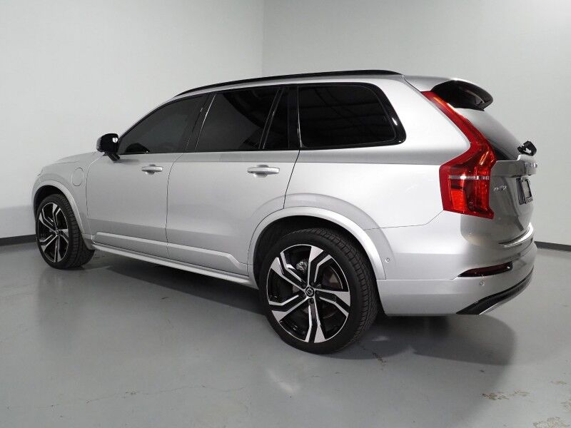 2022 Volvo XC90 Recharge Plug-In Hybrid AWD R-Design *HEADS-UP DISPLAY, NAVIGATION, ADAPTIVE CRUISE, SAFETY ALERTS, 360 CAMERAS, PANO MOONROOF, NAPPA LEATHER, HEATED SEATS/STEERING, 22 INCH WHEELS, BOWERS & WILKINS Round Rock TX