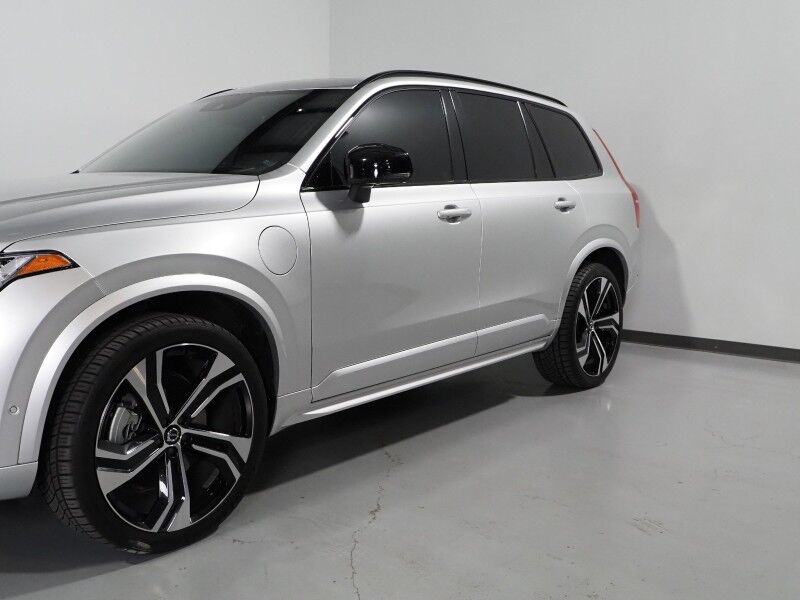 2022 Volvo XC90 Recharge Plug-In Hybrid AWD R-Design *HEADS-UP DISPLAY, NAVIGATION, ADAPTIVE CRUISE, SAFETY ALERTS, 360 CAMERAS, PANO MOONROOF, NAPPA LEATHER, HEATED SEATS/STEERING, 22 INCH WHEELS, BOWERS & WILKINS Round Rock TX